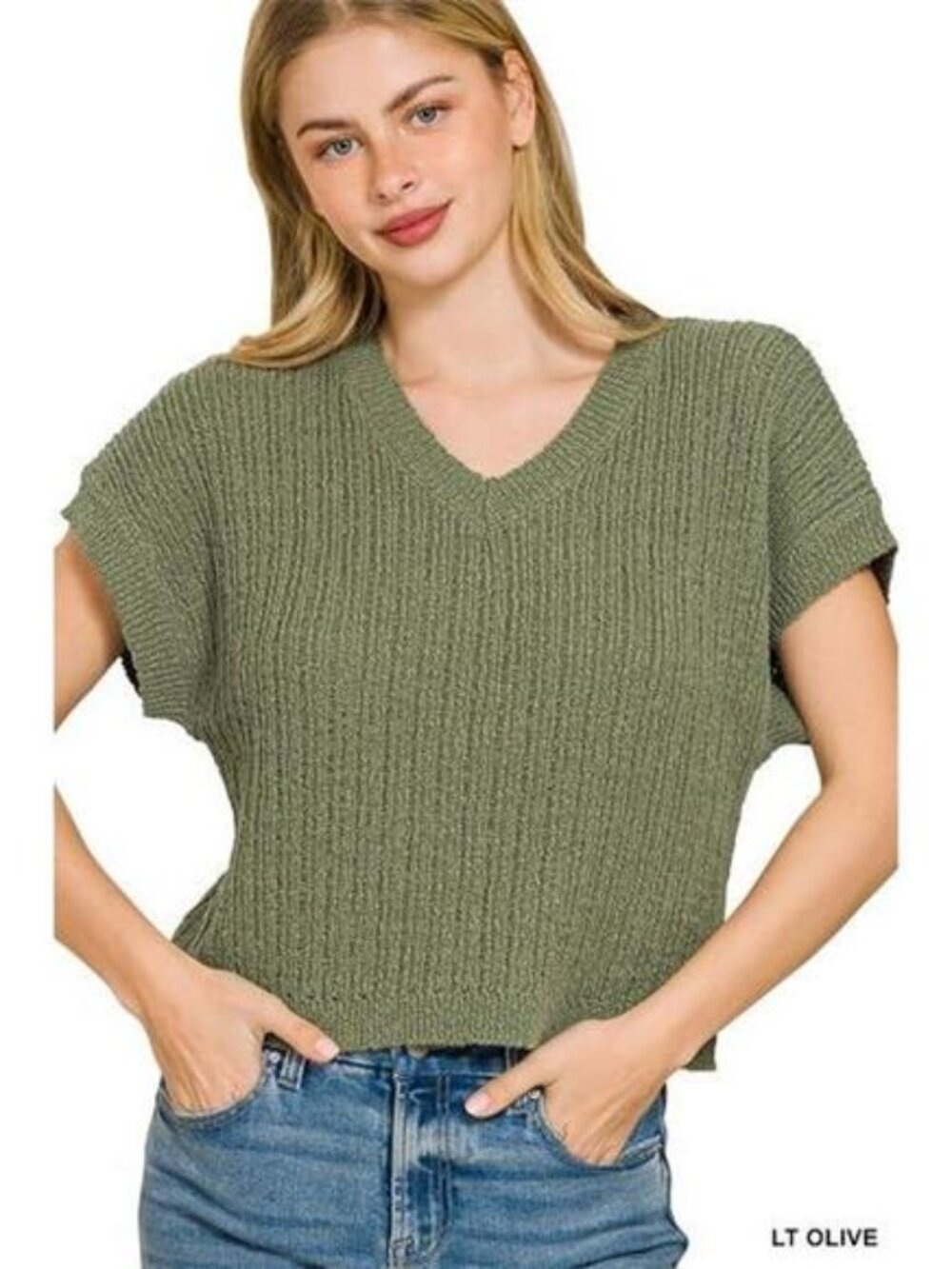 Zenana Textured Knit V-Neck Cropped Sweater‎